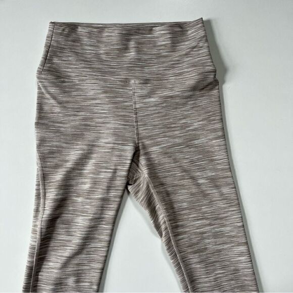 Outdoor Voices 7/8 Flow Legging Oatmeal XS - Picture 8 of 11